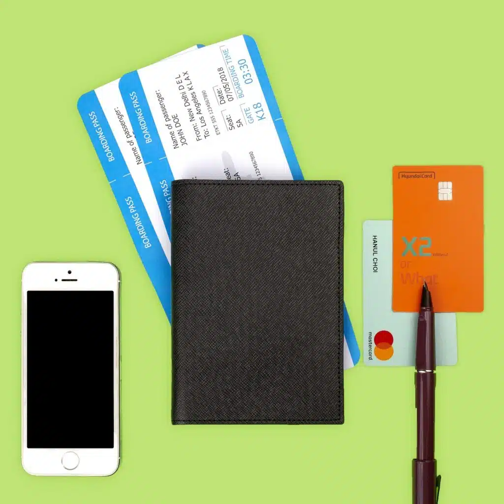 Paspoort, mobiel, tickets en meer van de vakantiechecklist